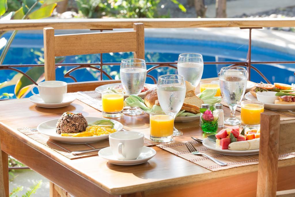 נוסארה Olas Verdes Hotel מראה חיצוני תמונה